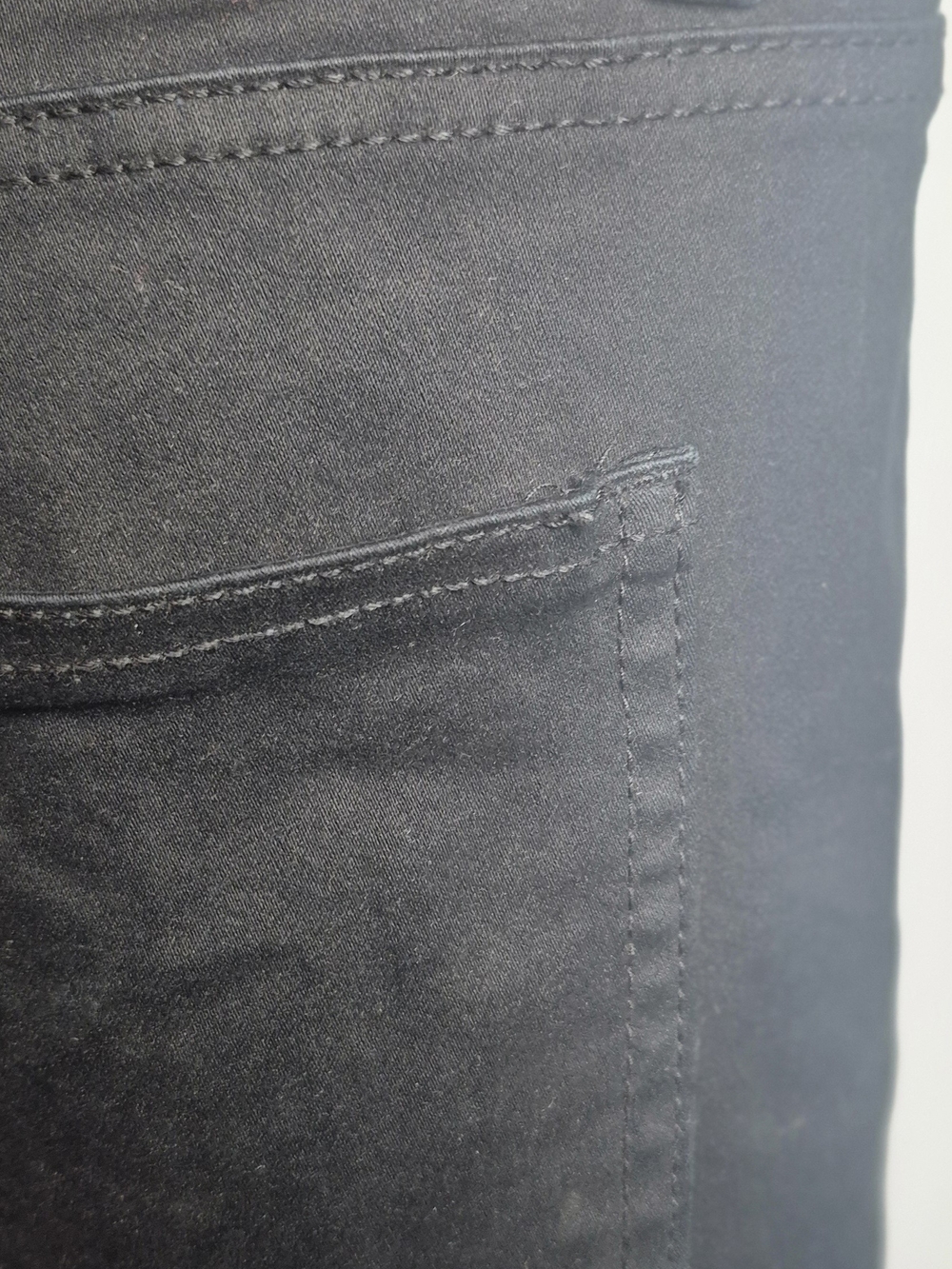 Jeans - Picture 2 of 7